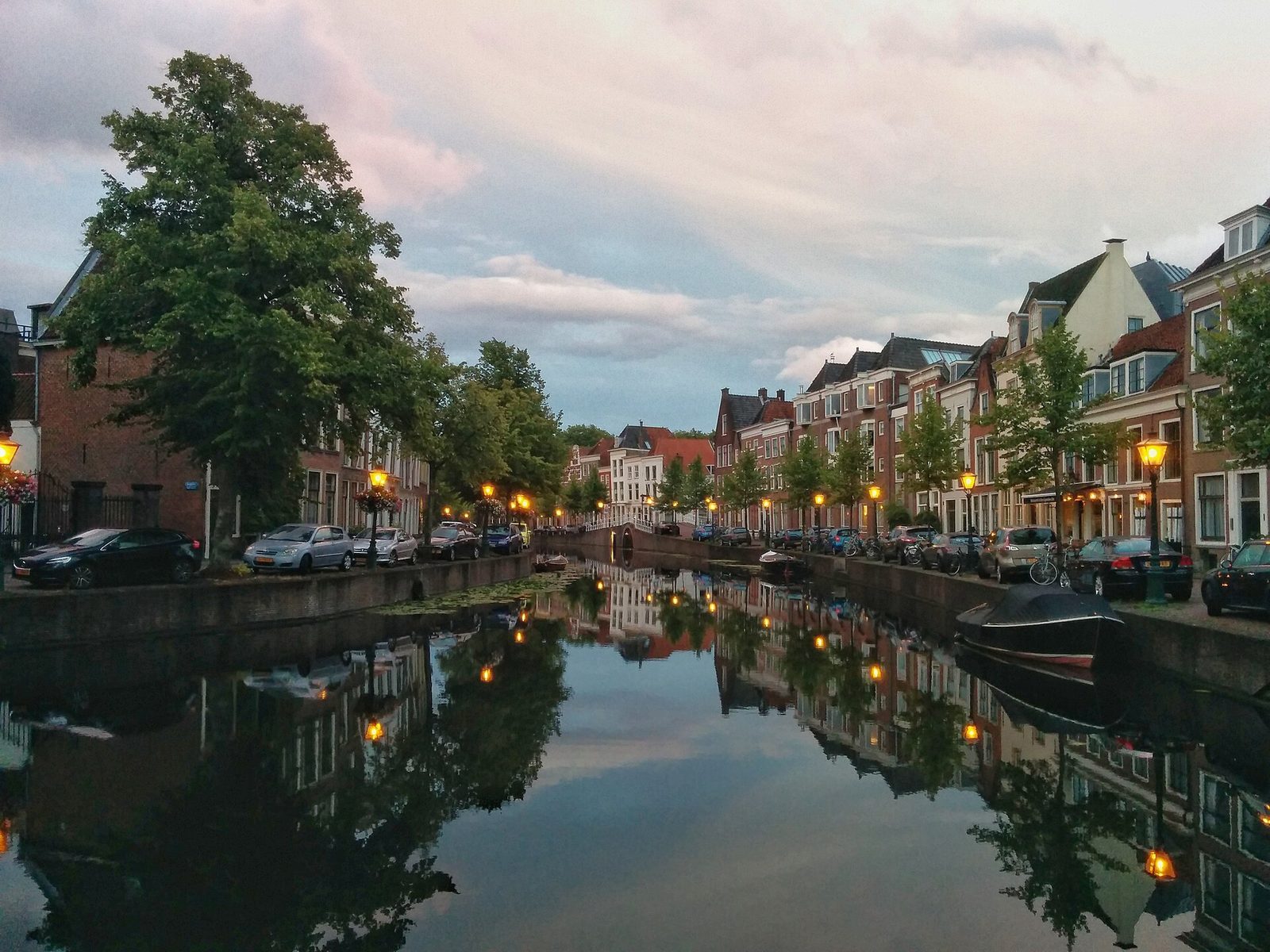 Paisagem urbana de Leiden, destino possível de viagem a partir de Amsterdam.